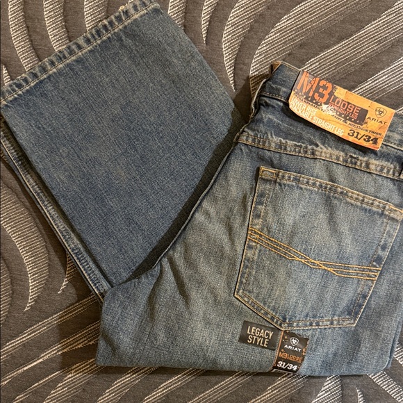 Ariat Men's Relaxed Fit Blue Jeans